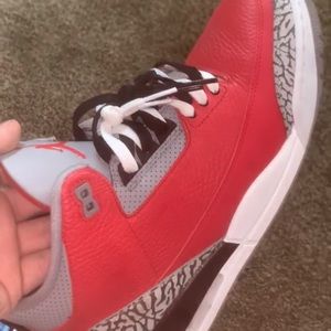 Jordan retro 3 red cement